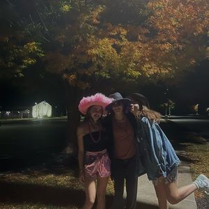 Meet your Posher, Gigi